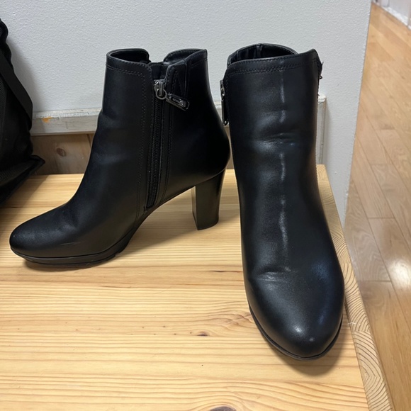 Almost new - Blondo PAM waterproof ankle boots - Picture 3 of 7